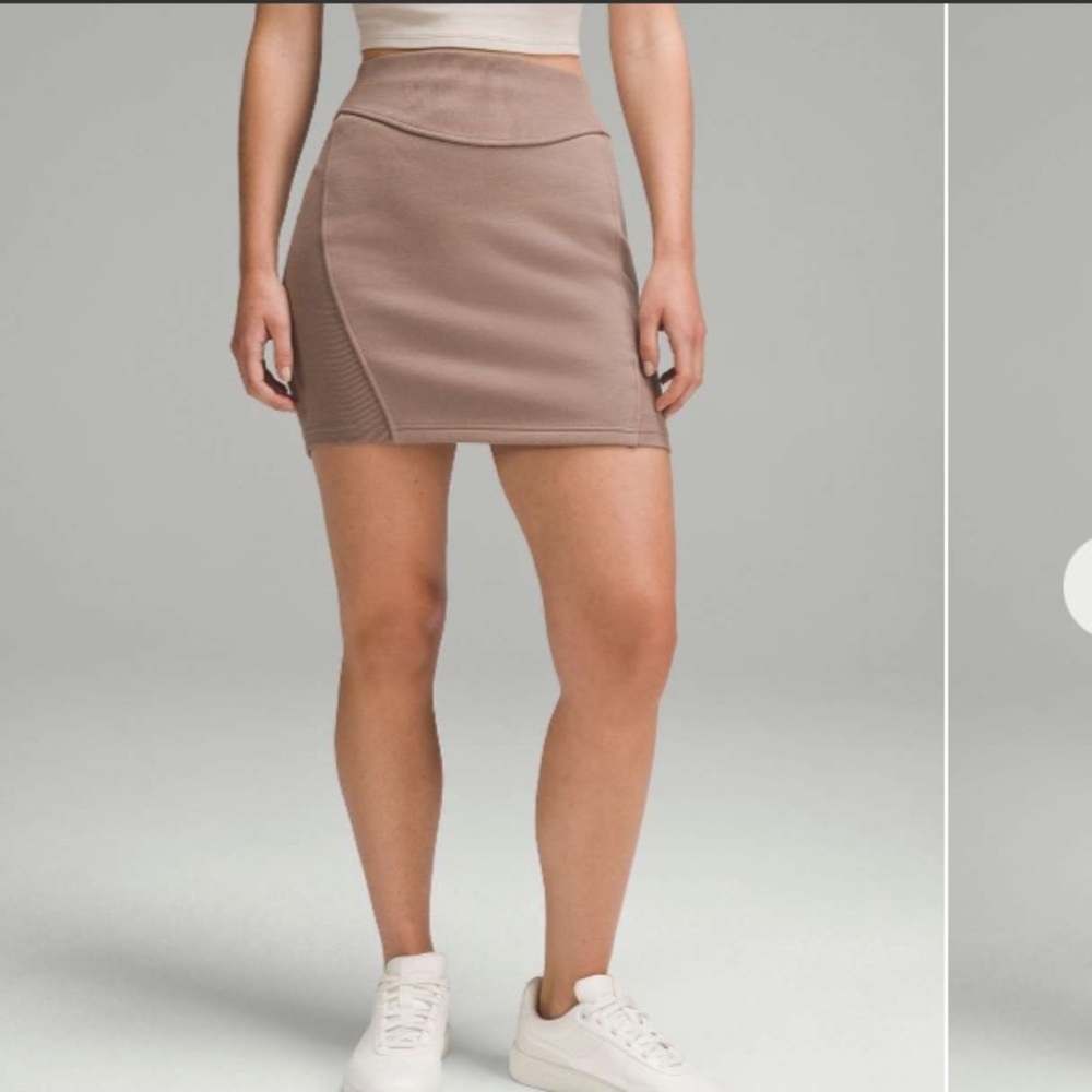 Lululemon Scuba High-Rise Mini Skirt